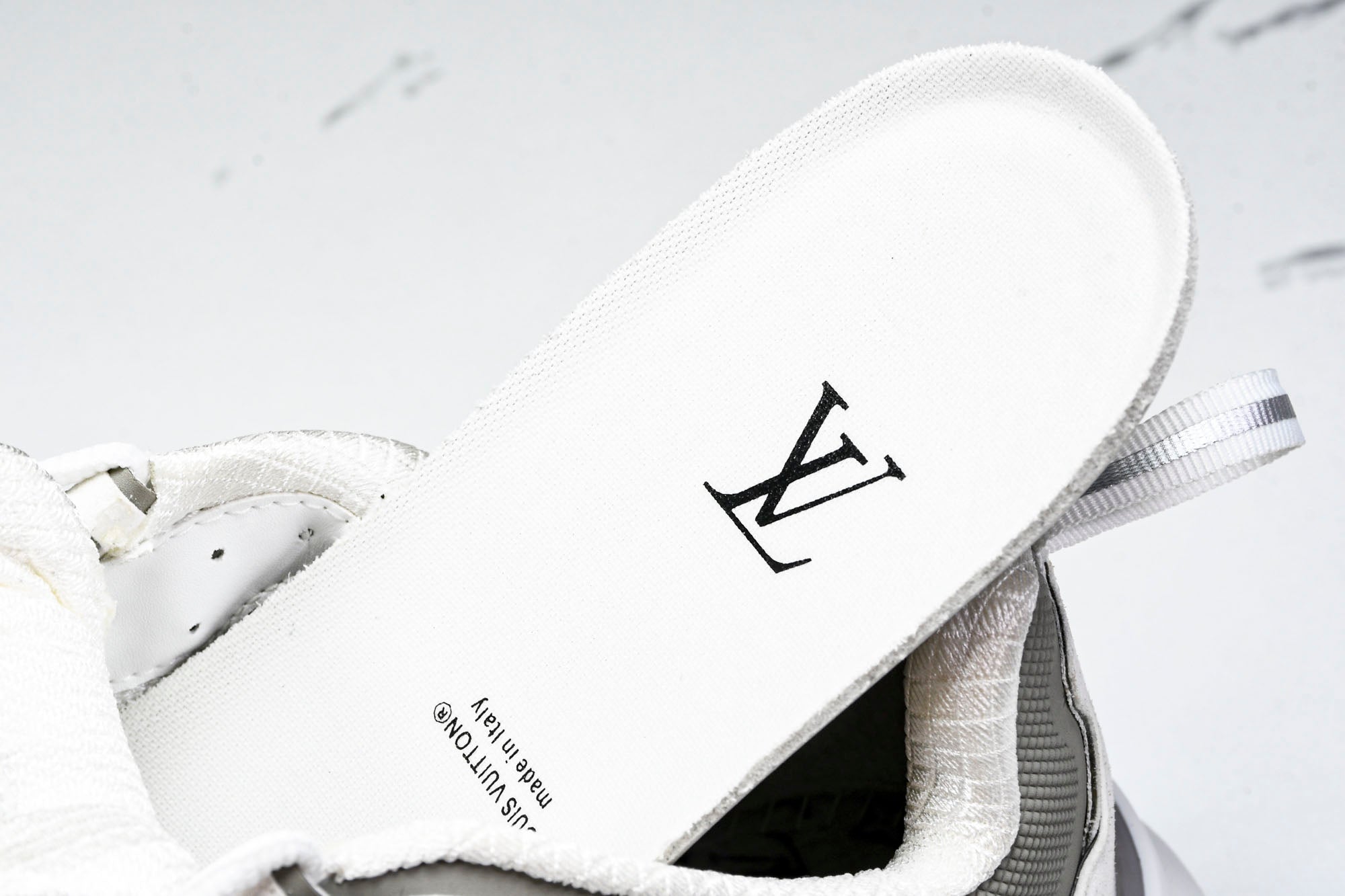 Louis Vuittоп Runner Tatic Sneaker 'White'