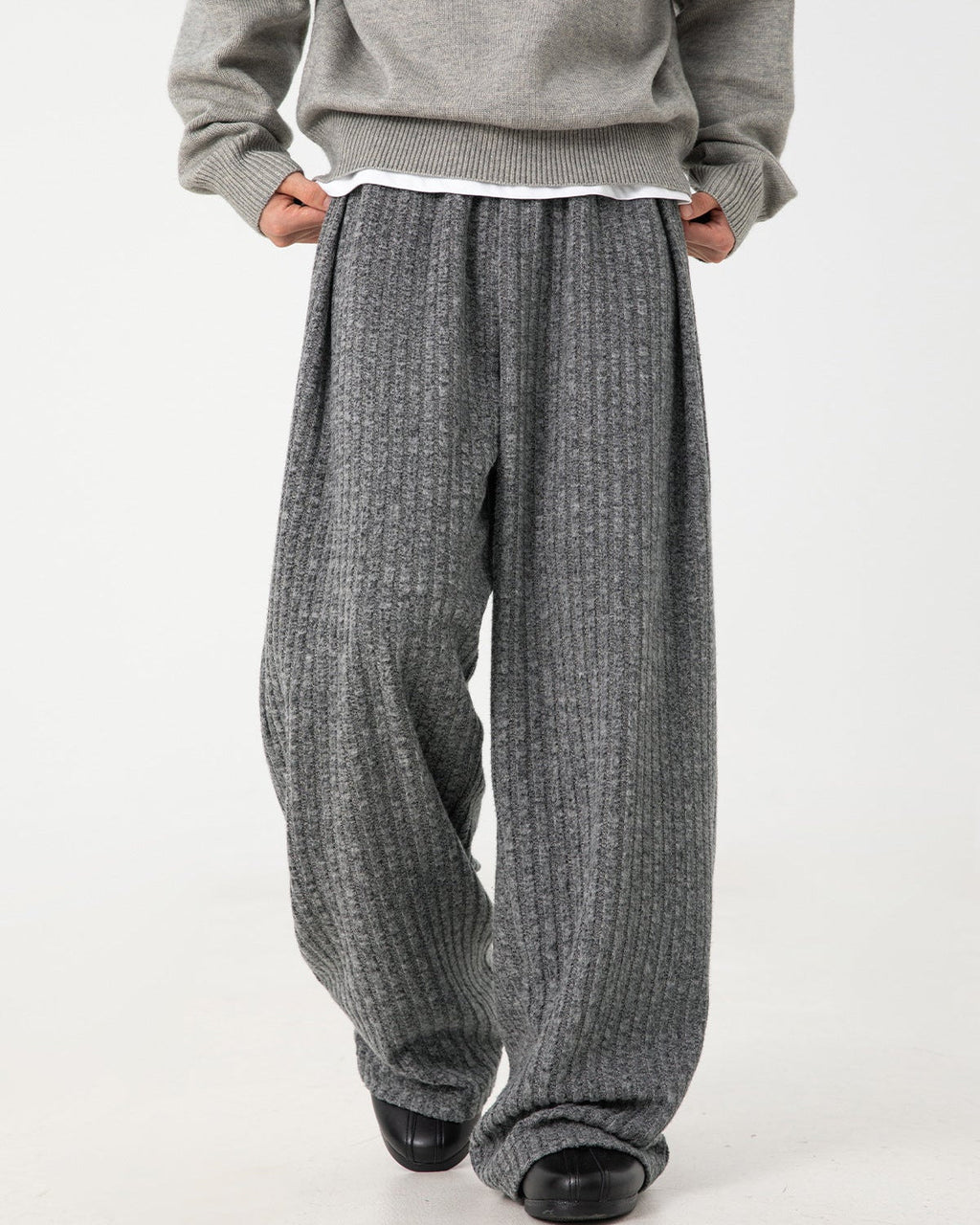 The Textured Fleece Sweatpants