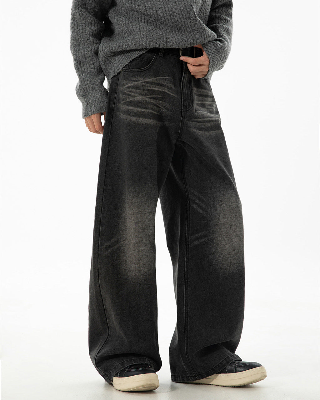 The Whisper Fade Straight Jeans