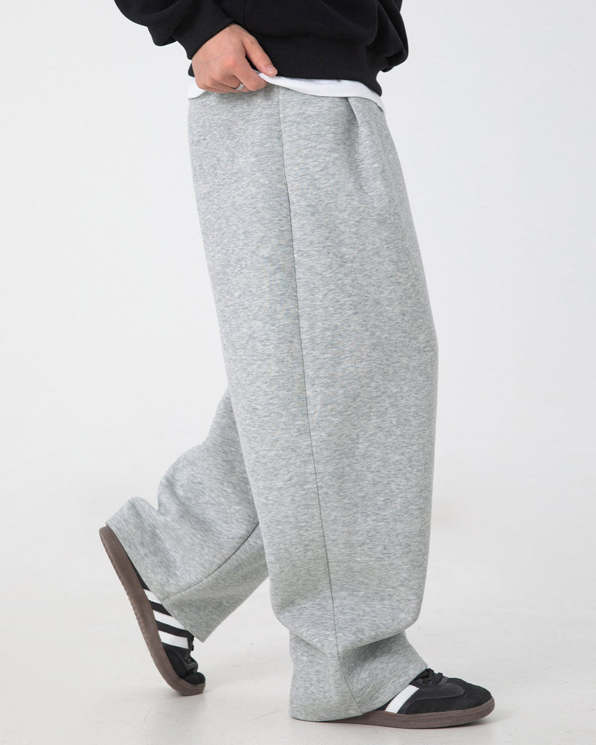The 3D Pleated Sweatpants