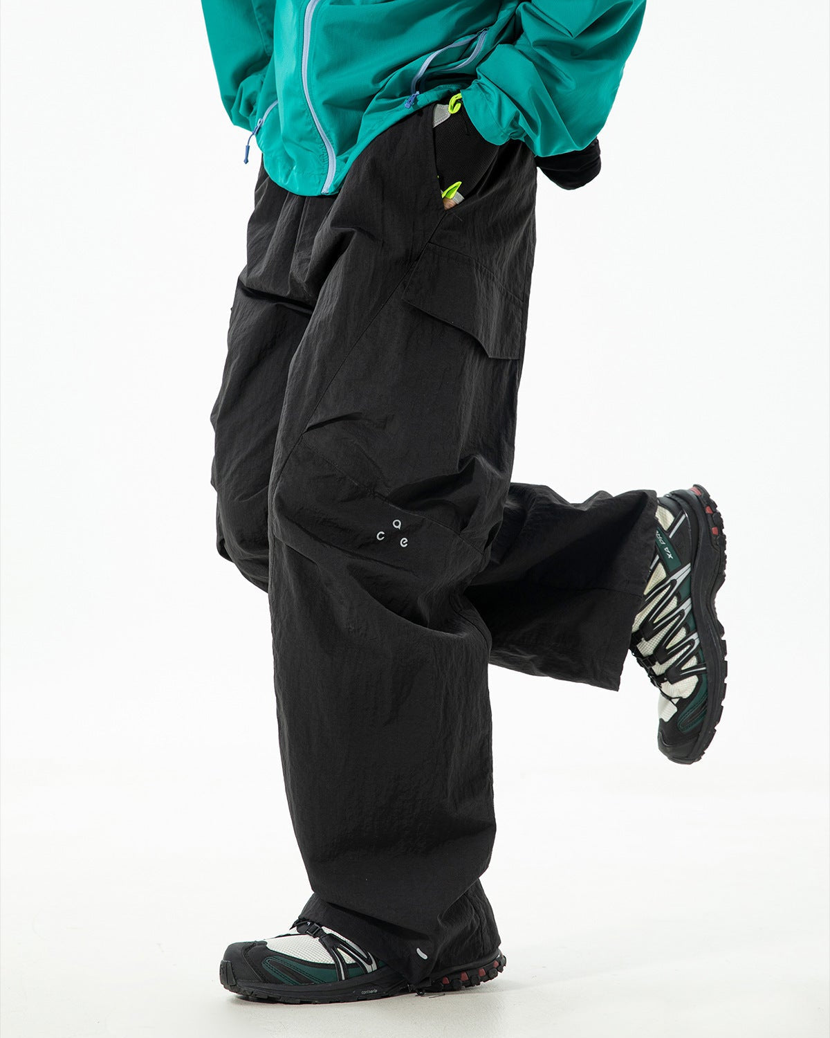 The Outdoor Water-Repellent Cargo Pants