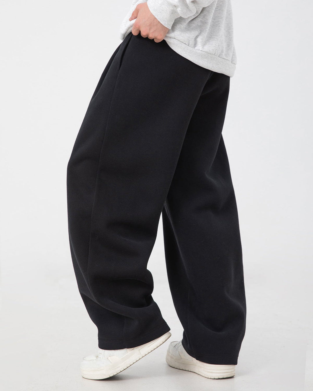 The 3D Pleated Sweatpants