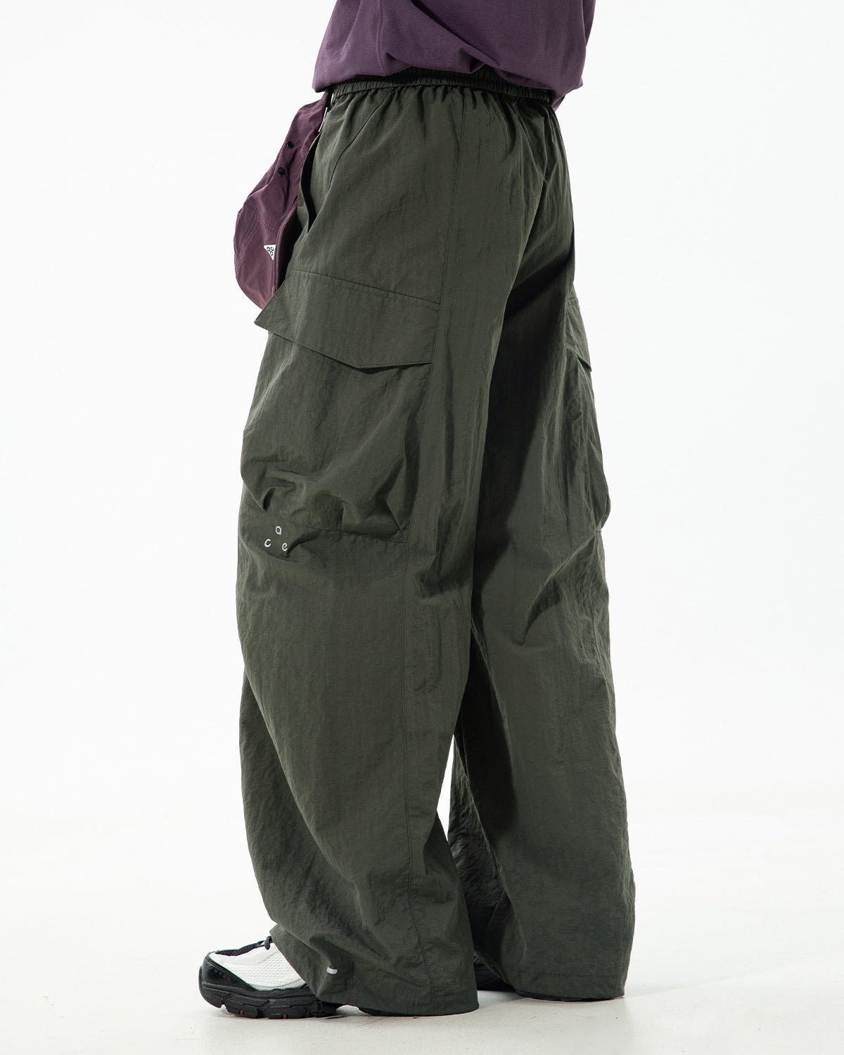 The Outdoor Water-Repellent Cargo Pants