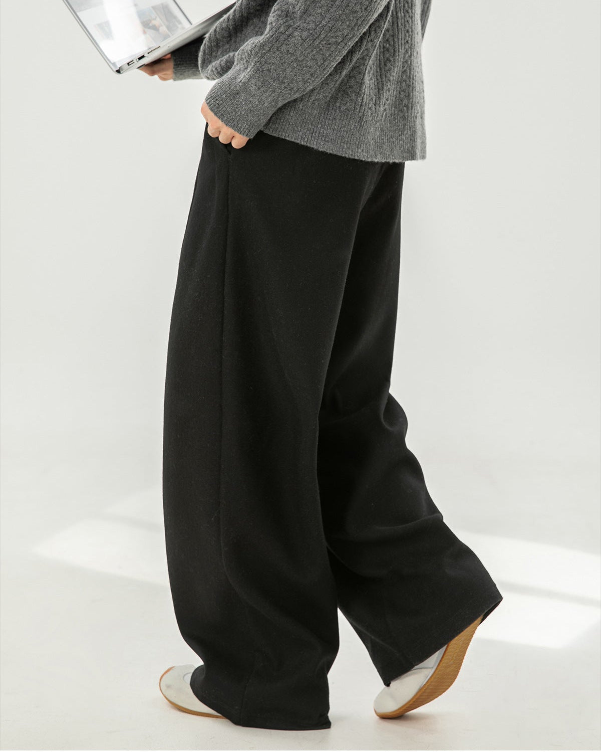 The Heavy Texture Wool Wide Leg Trouser