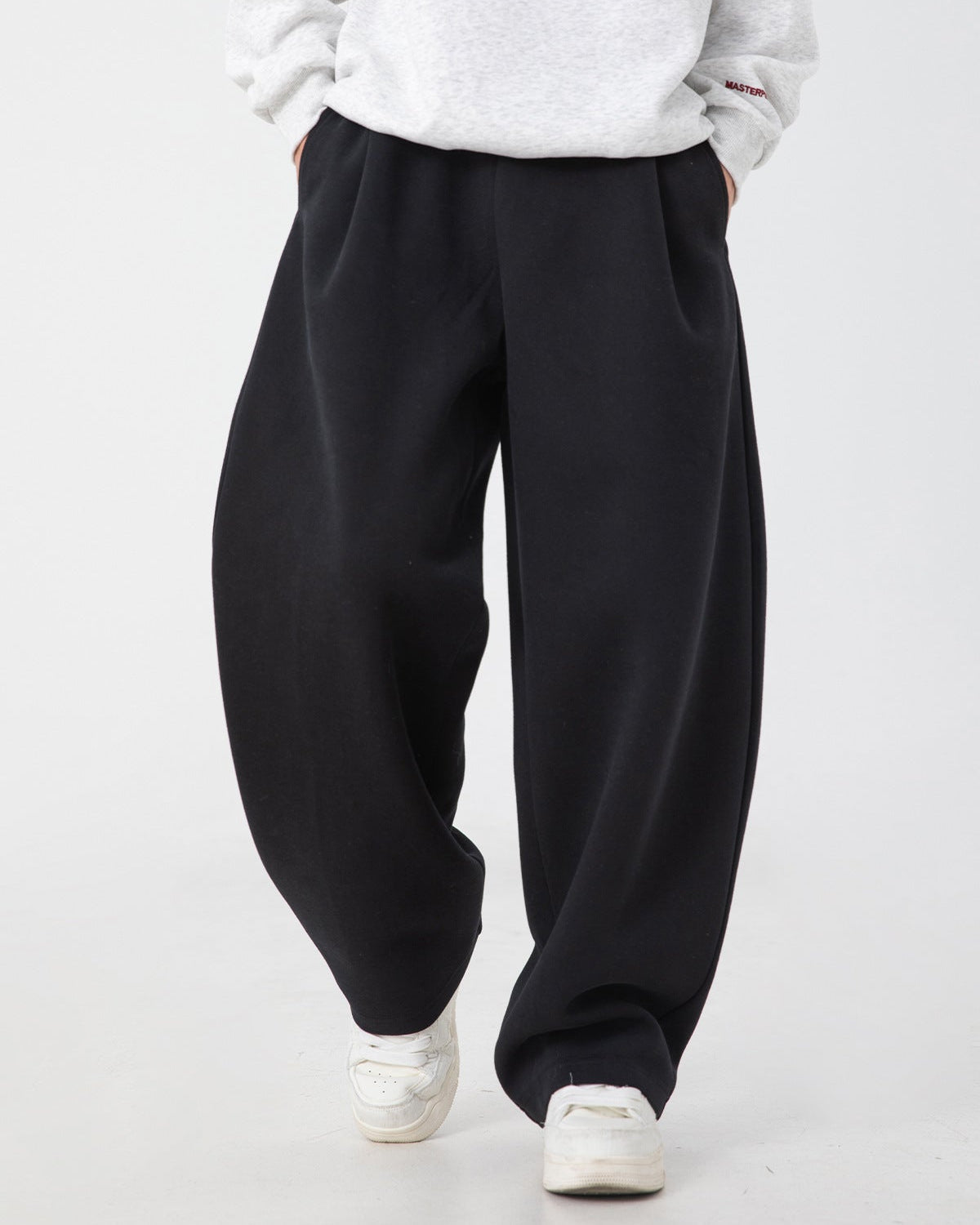 The 3D Pleated Sweatpants