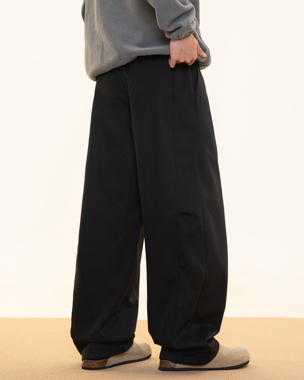 The Divide Pleat Fleece Jeans