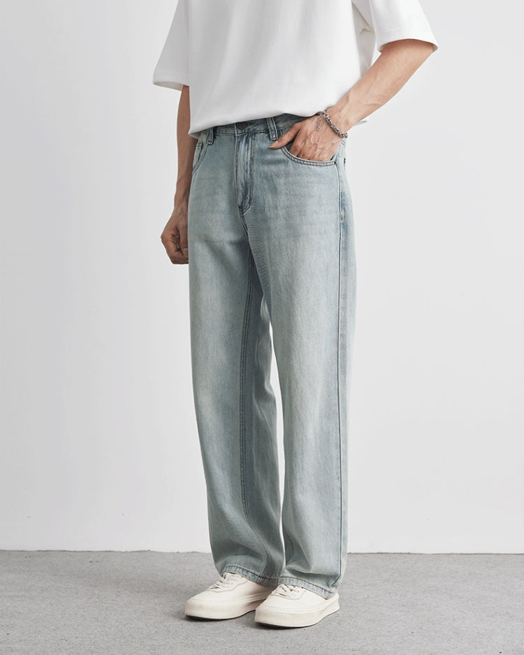 Cloud Wash Relaxed Jeans