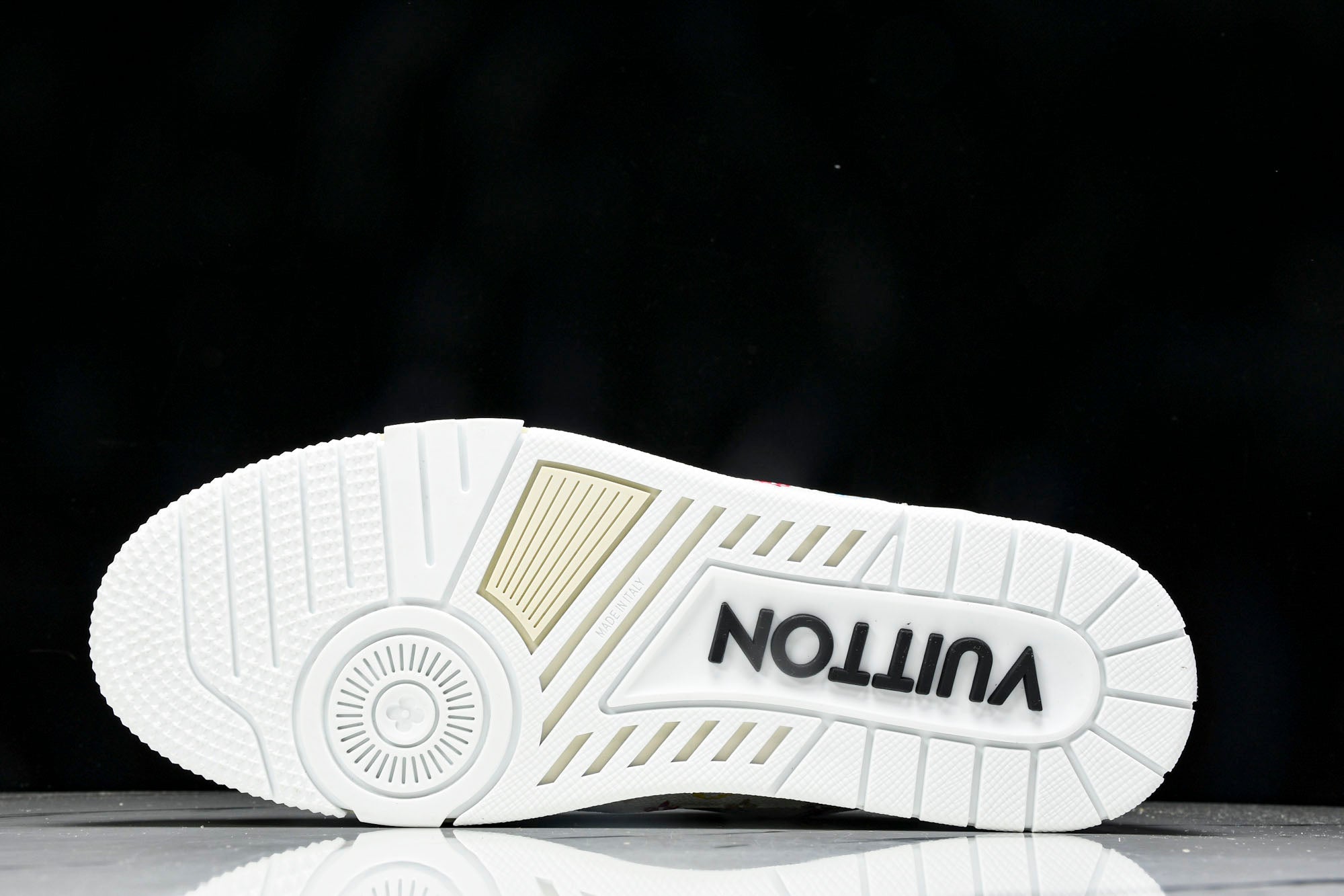 Louis Vuittоп Trainer Low x Takashi Murakami 'White Multicolor'