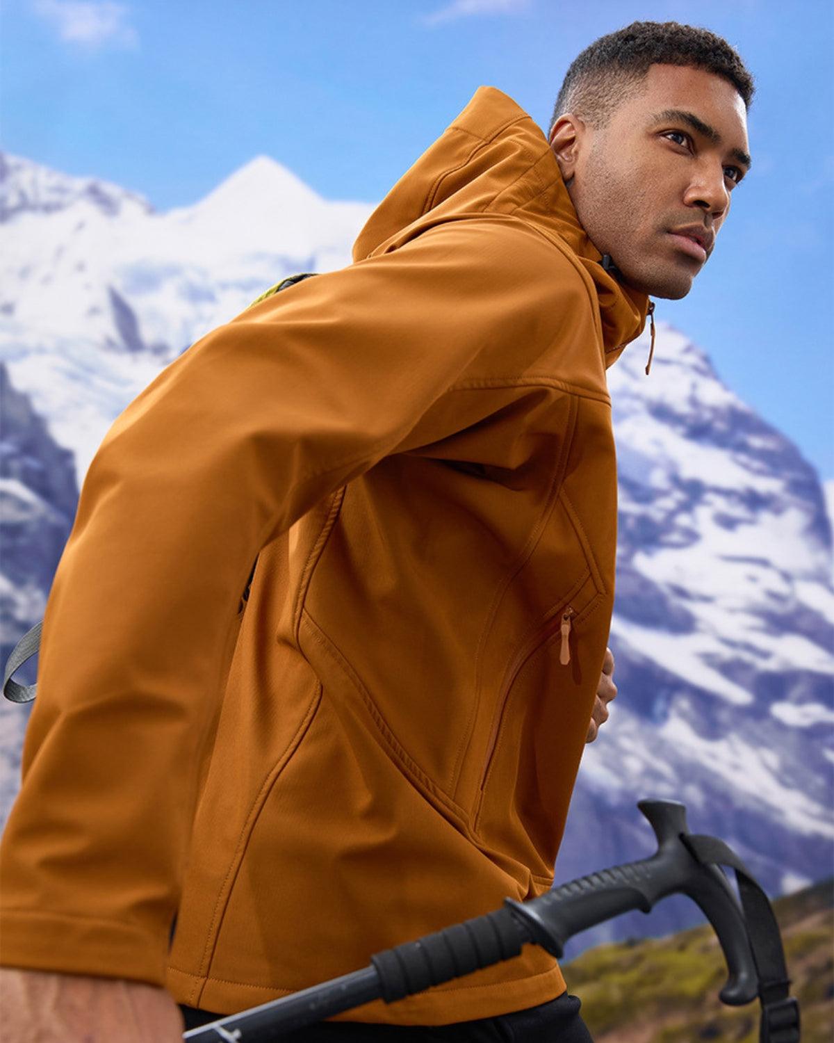 Hooded Waterproof Isolated Wind Jacket