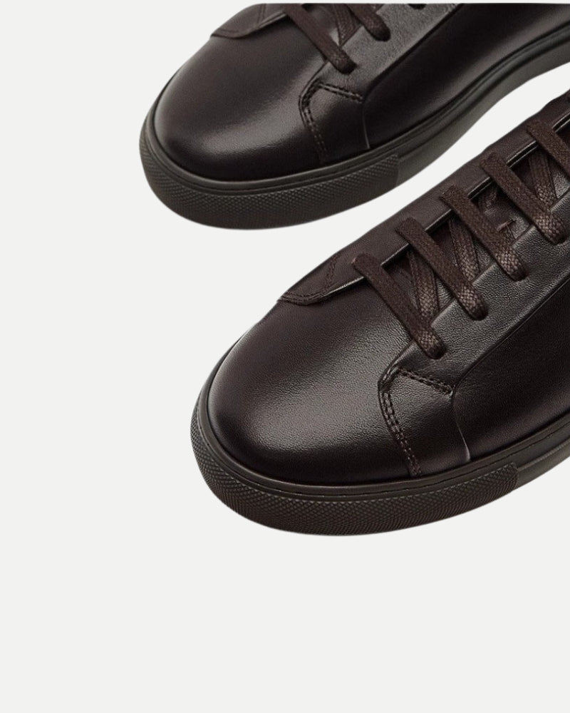 Classic Leather Low-Top Sneakers - brown