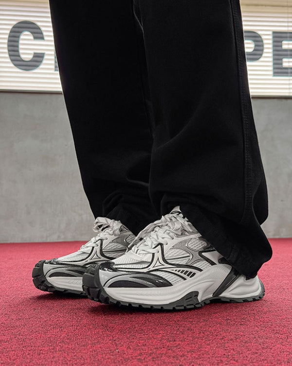 Apex Motion Trail Sneakers