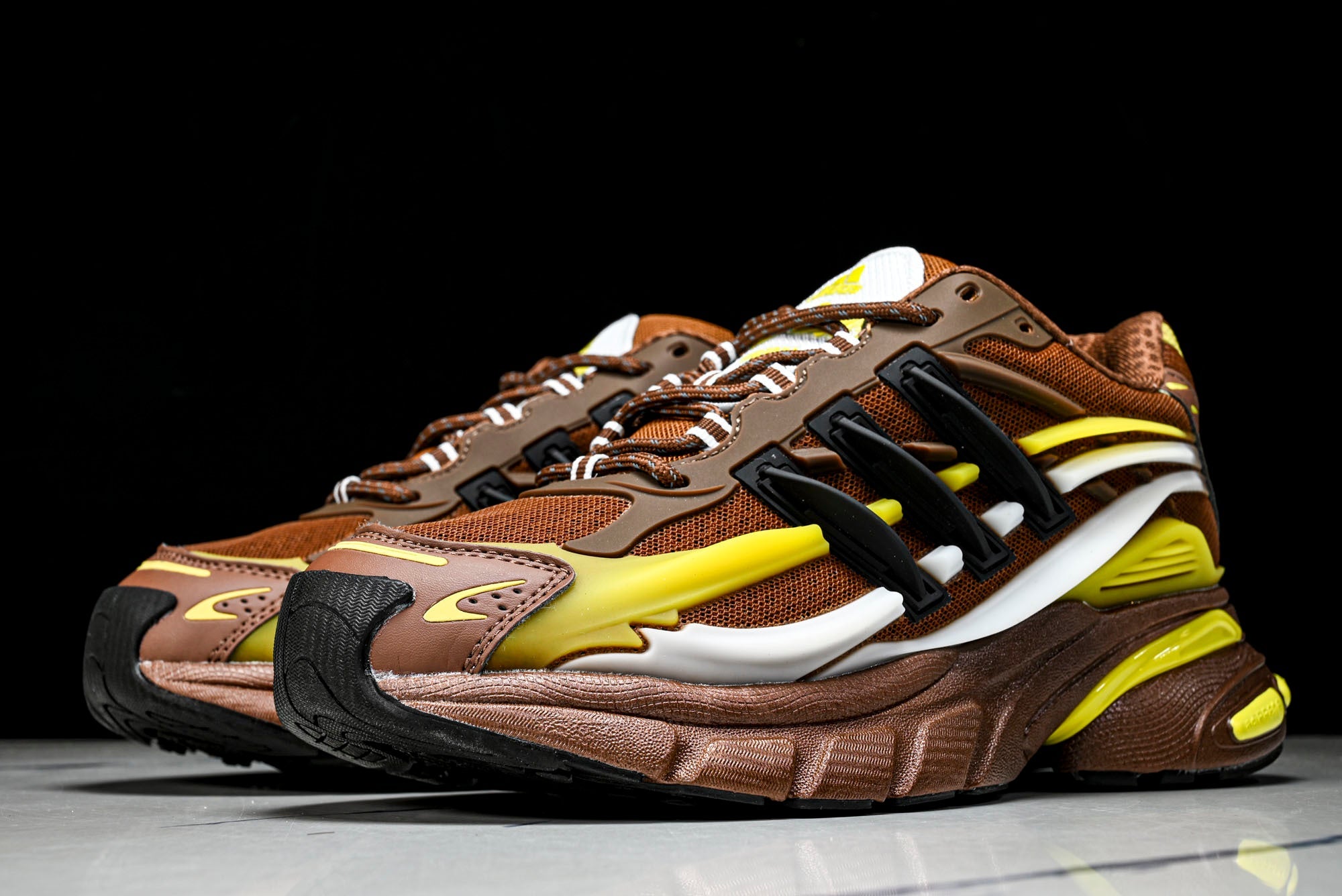 AD1STAR Jellyfish x Pharrell Williams x Virginia 'Brown Yellow'