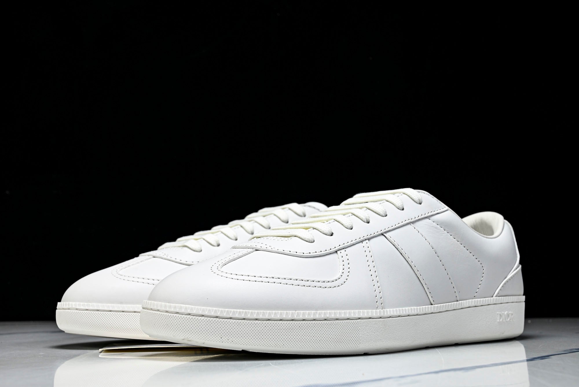 D1or B01 Matchpoint Sneaker 'Triple White'