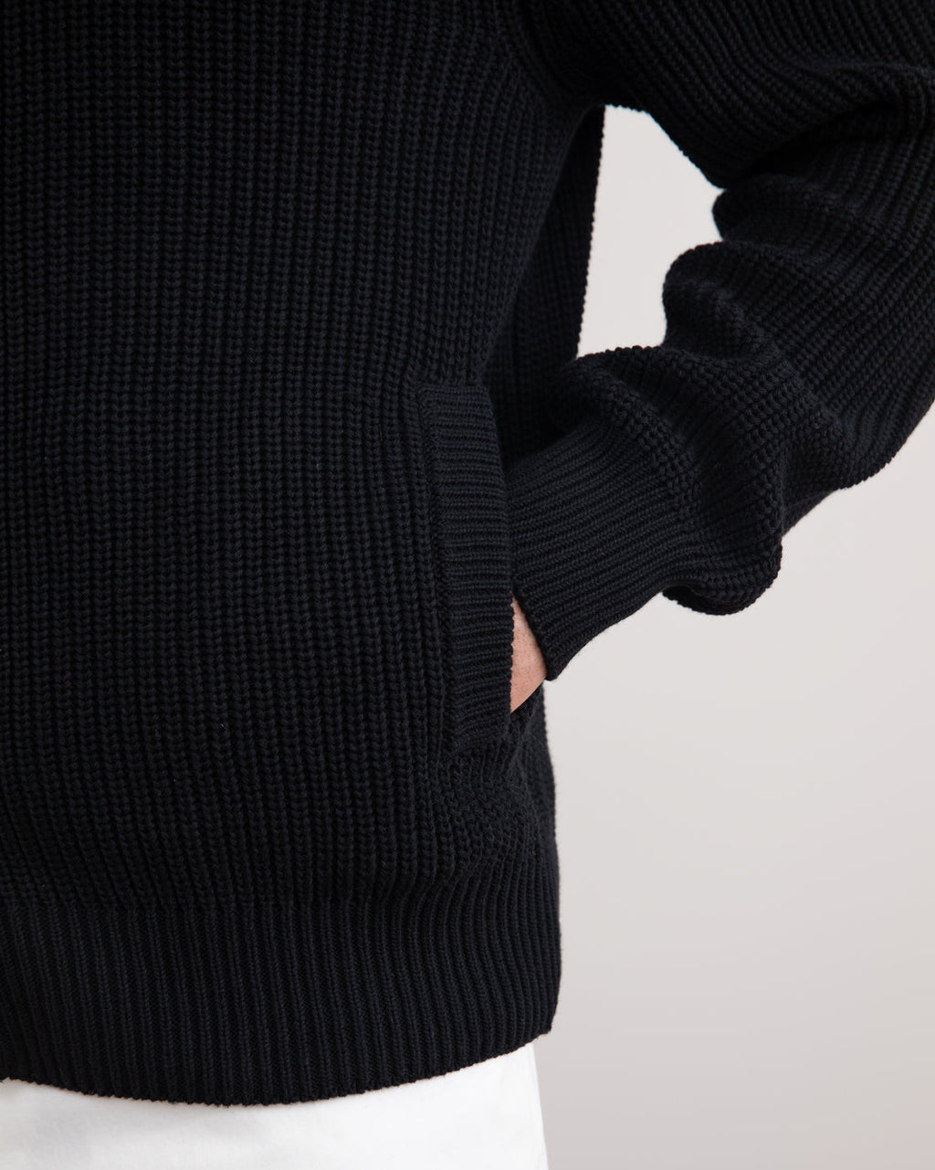 Black Ribbed Zip-Up Cardigan