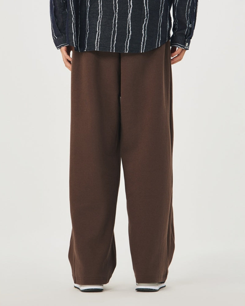 Relaxed Fit Wide-Leg Joggers