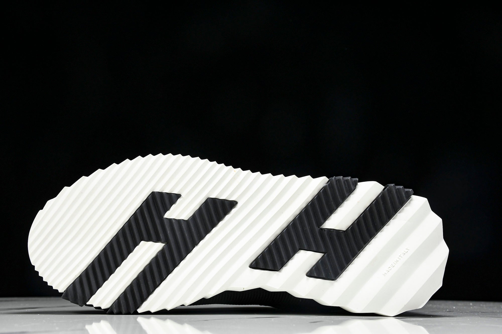 Hermès Bouncing Sneaker 'Noir Blanc'