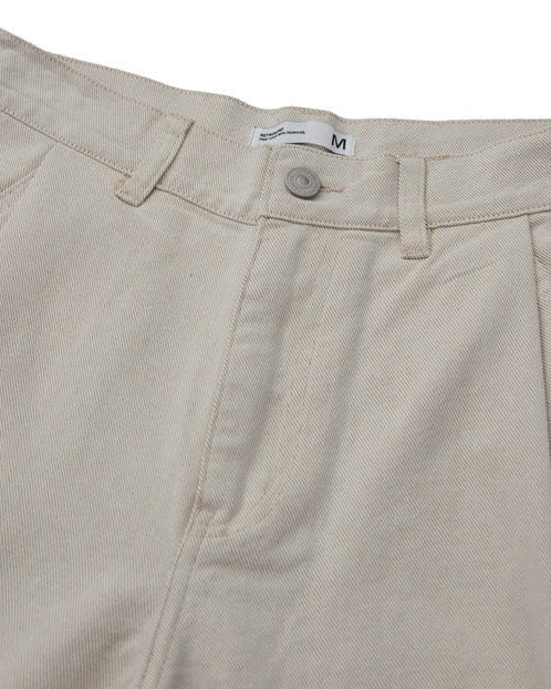 The Ivory Line Straight Jeans