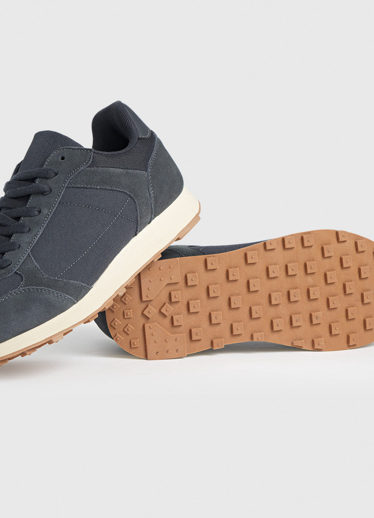 Simple Suede Insert Sneaker