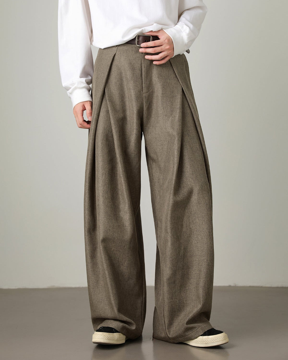 Wide-Leg Pleated Trousers